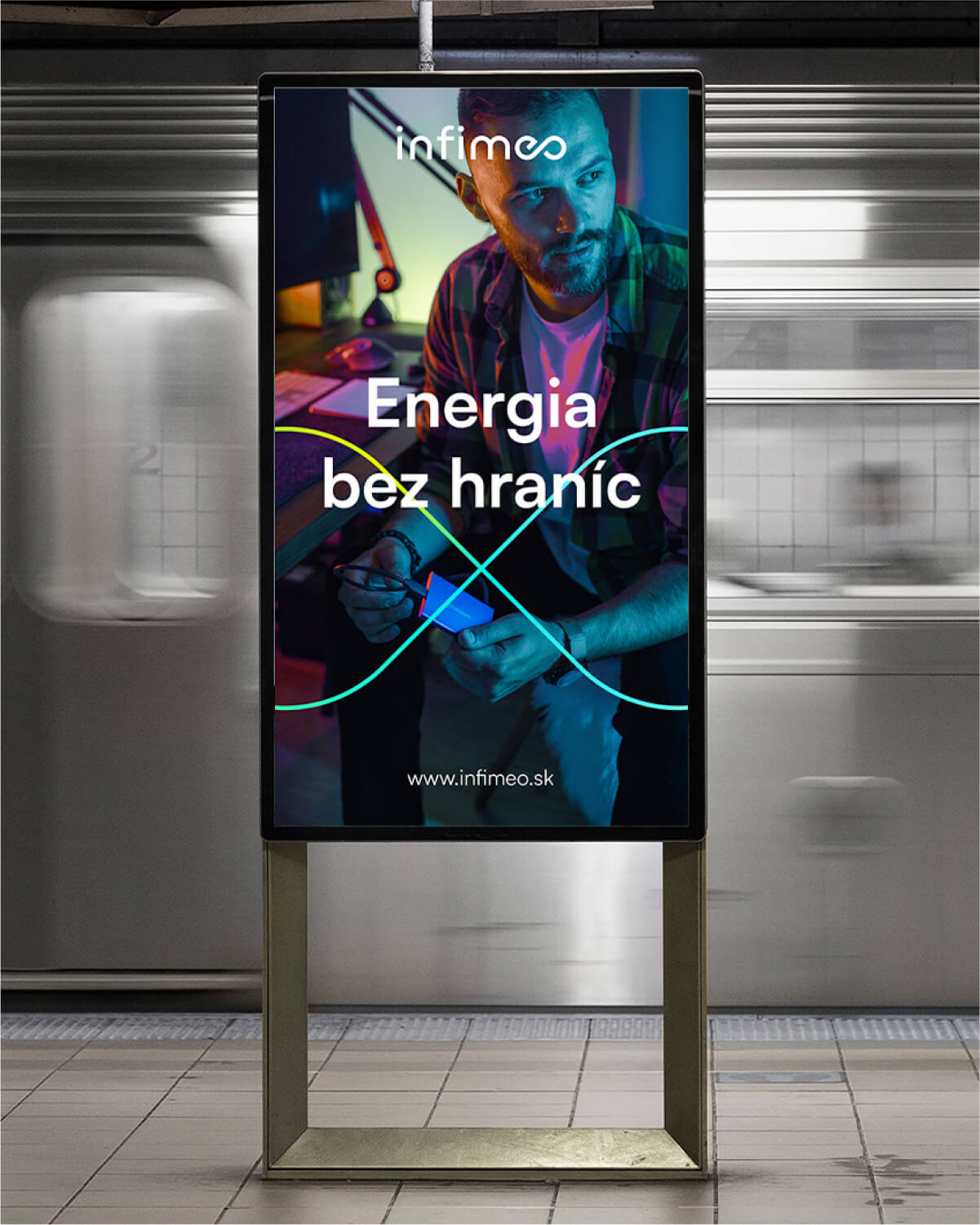 infimeo-branding-citylight1